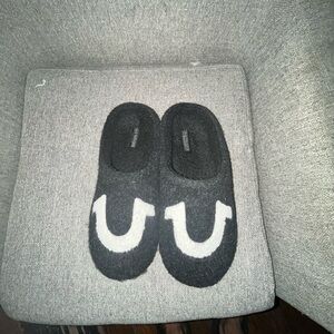 true religion slippers